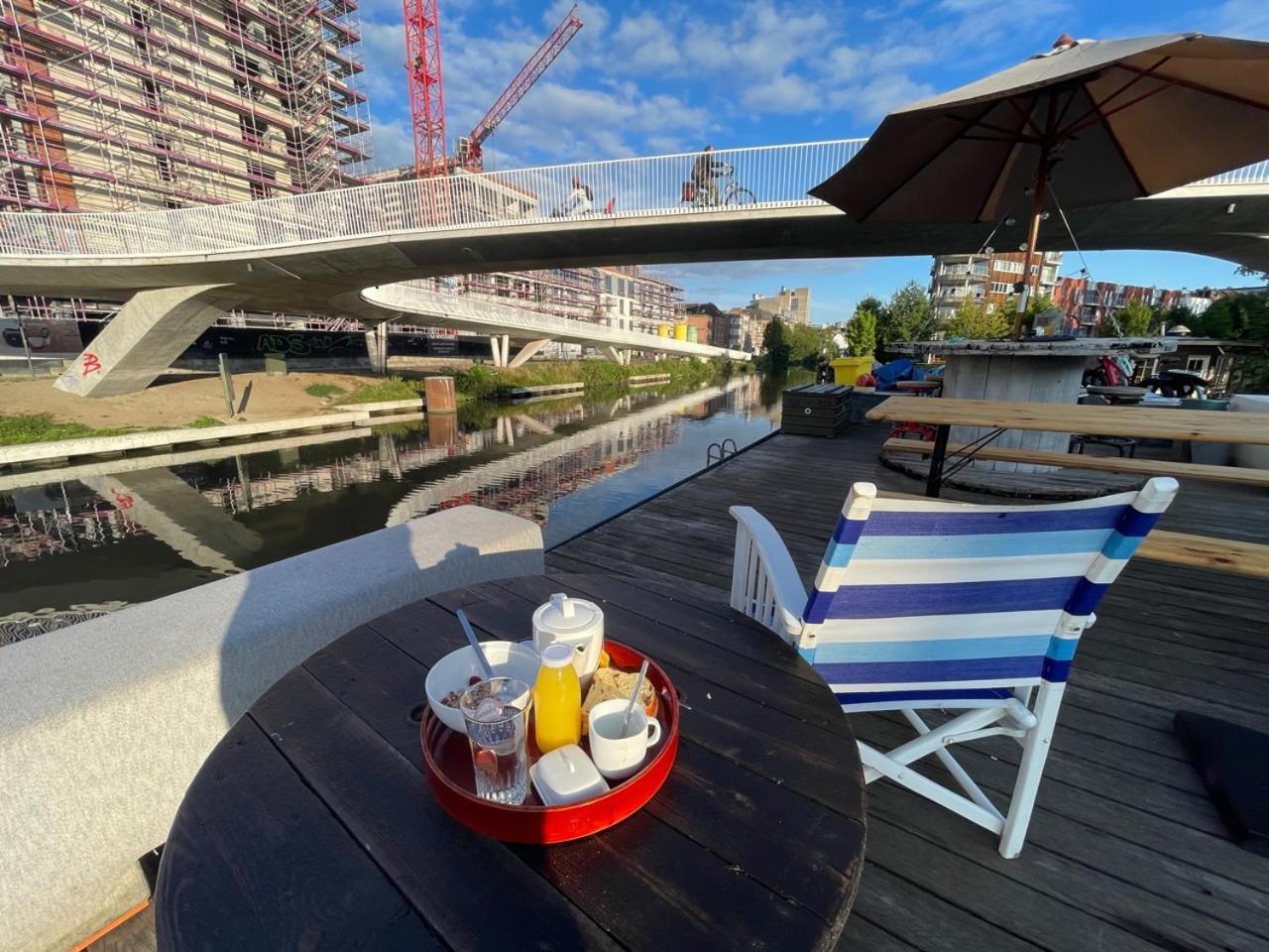 Boat & Breakfast Bellevue Hotel Gent Exterior foto