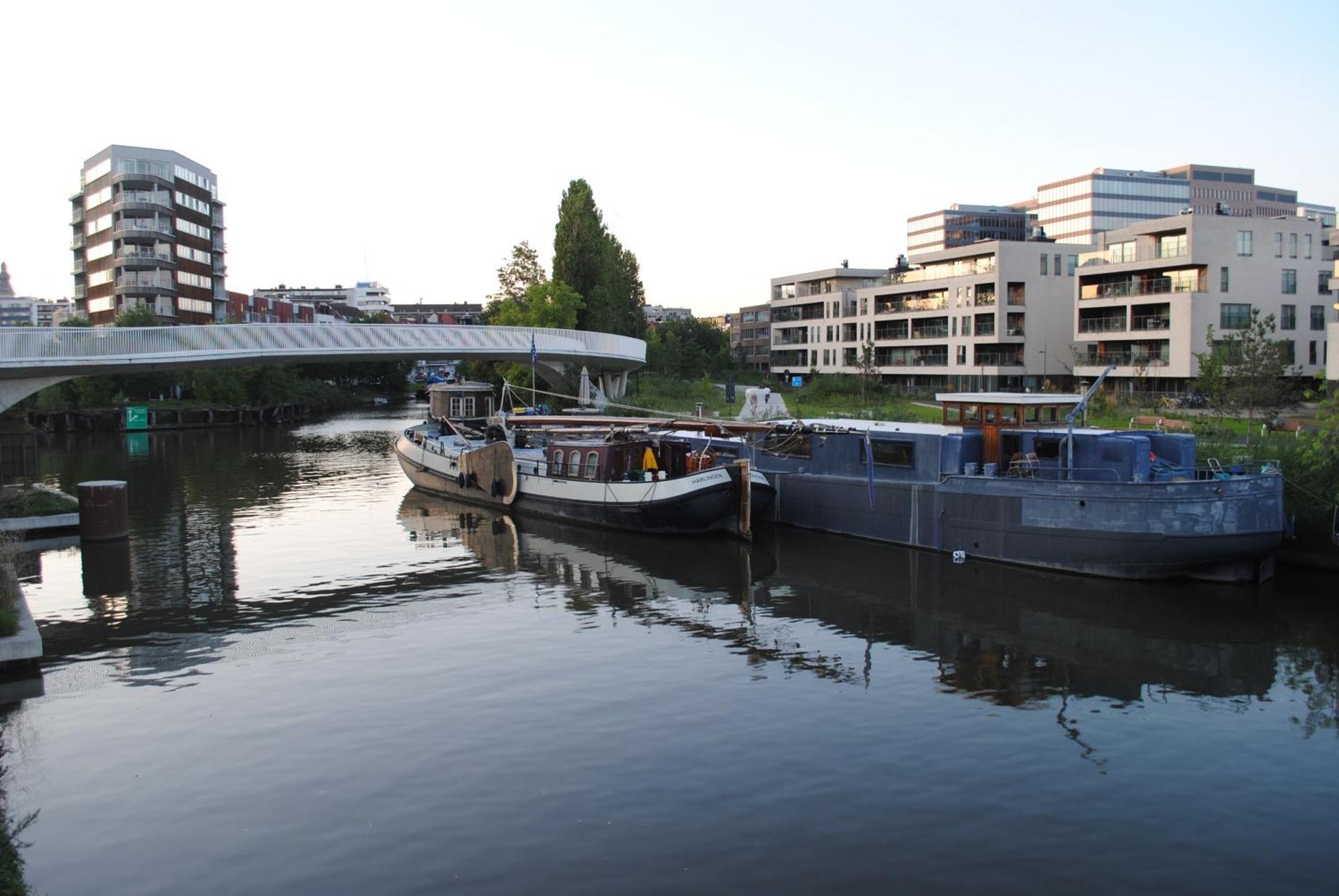 Boat & Breakfast Bellevue Hotel Gent Exterior foto