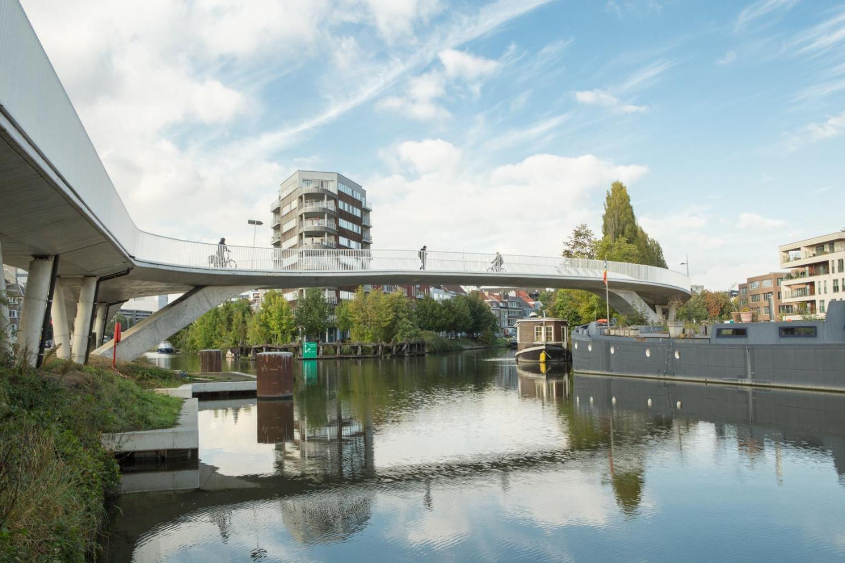 Boat & Breakfast Bellevue Hotel Gent Exterior foto