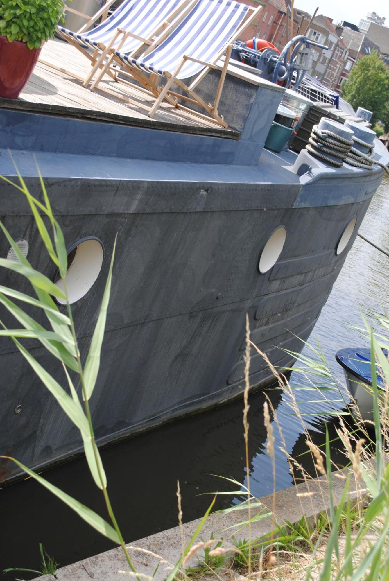 Boat & Breakfast Bellevue Hotel Gent Exterior foto
